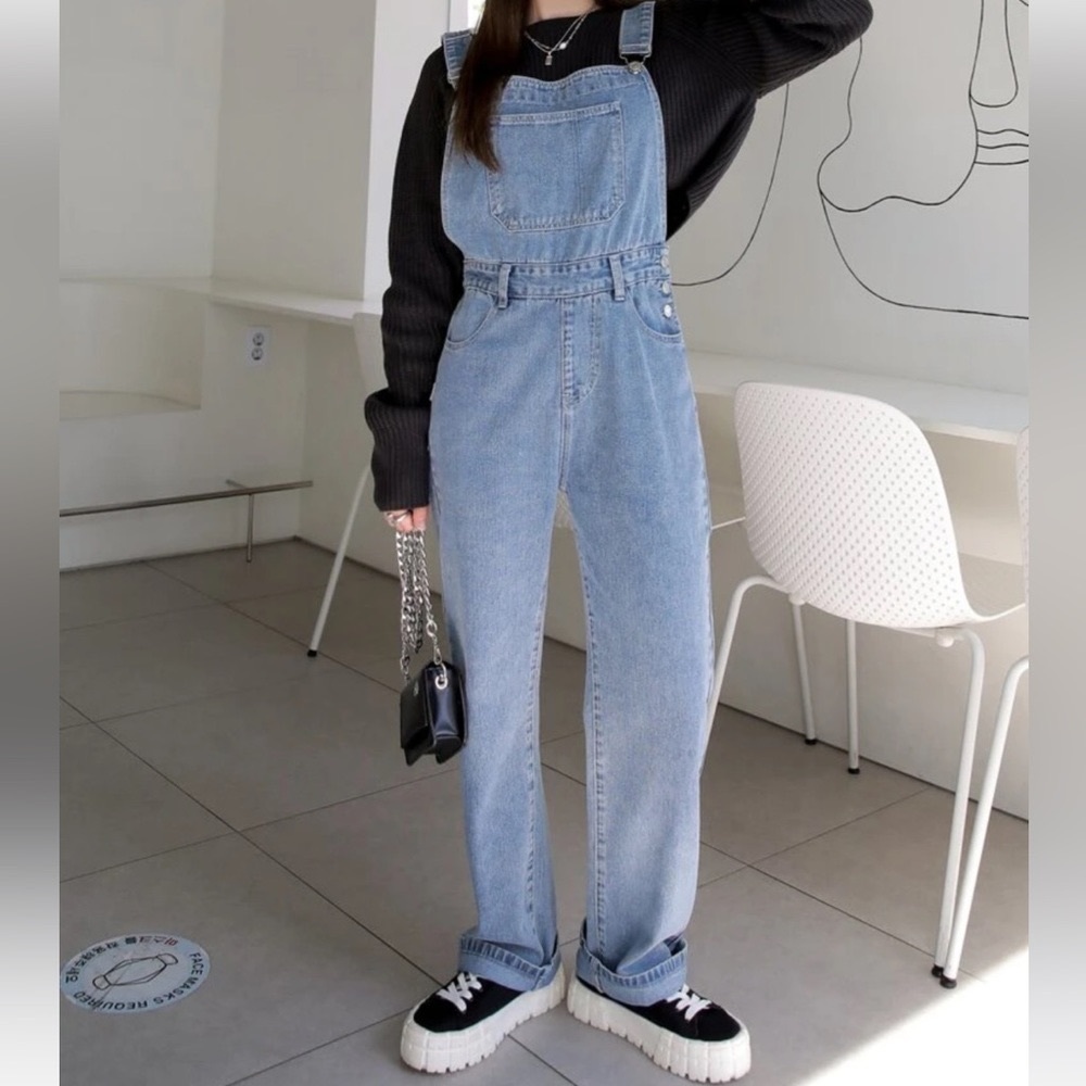 Never worn, women’s overalls!